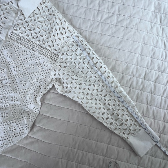 Express Ivory Eyelet Lace Button-Front Shirt - slightly oversize. Size S - Picture 9 of 10